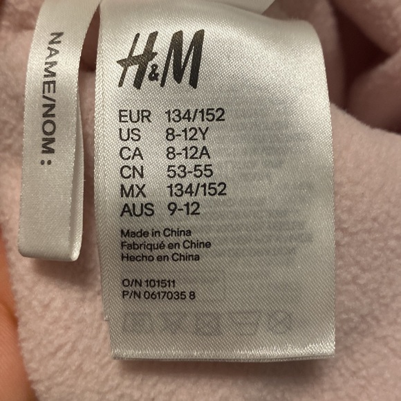Girl’s Size 8-12 Pale Pink H&M Cable Hat with Pompom & Fleece Lining - Picture 4 of 5
